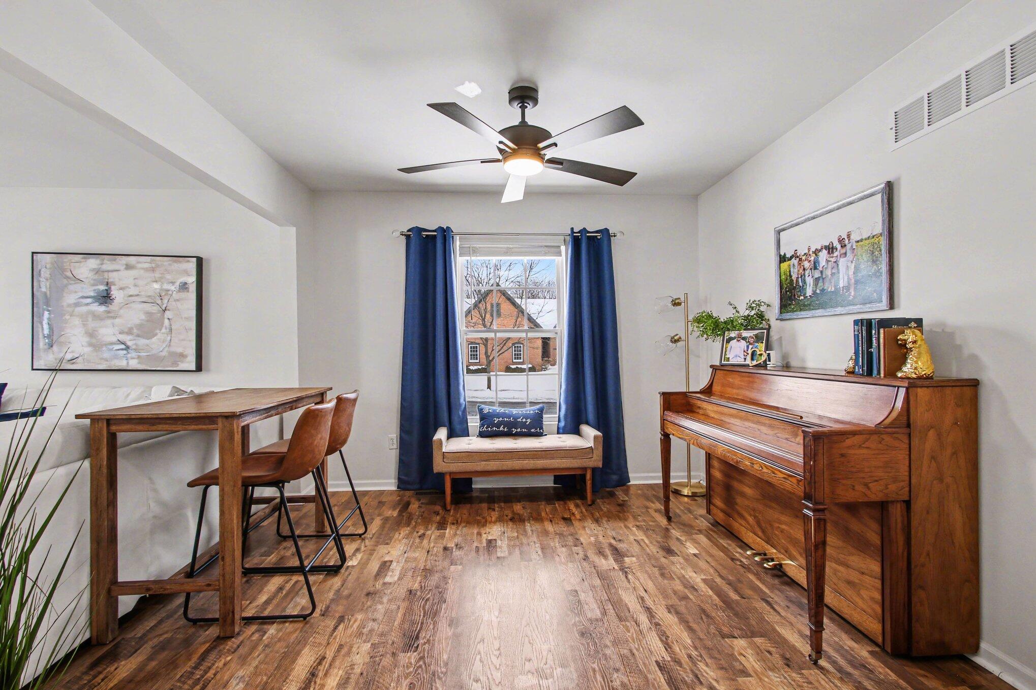 756 Mill Crossing Valparaiso, IN 46385 - Photo 4 of 34 2038x1359