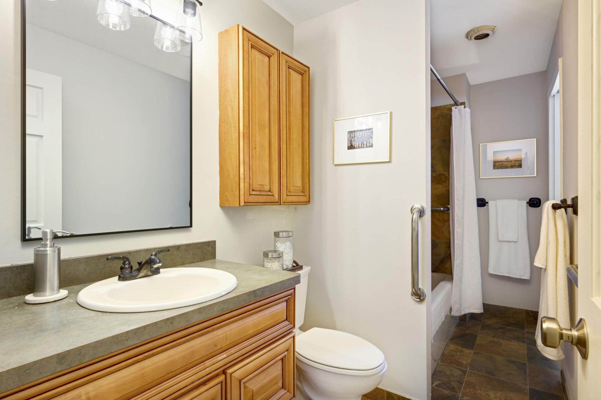 2635 Cedar Crest Road West Minnetonka, MN 55305 - Photo 21 of 27 Gallery Image 21