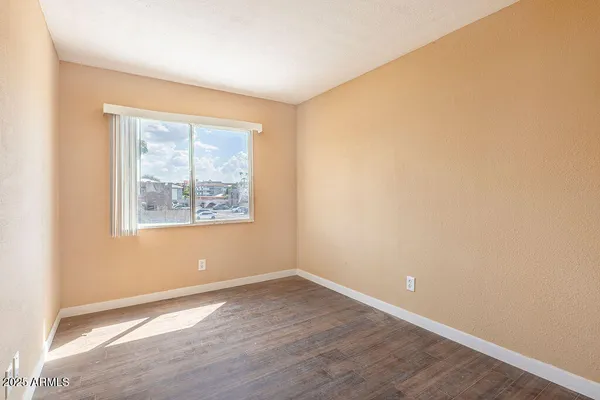 $170,000 | 1463 North 53rd Drive, Phoenix, AZ 85043
