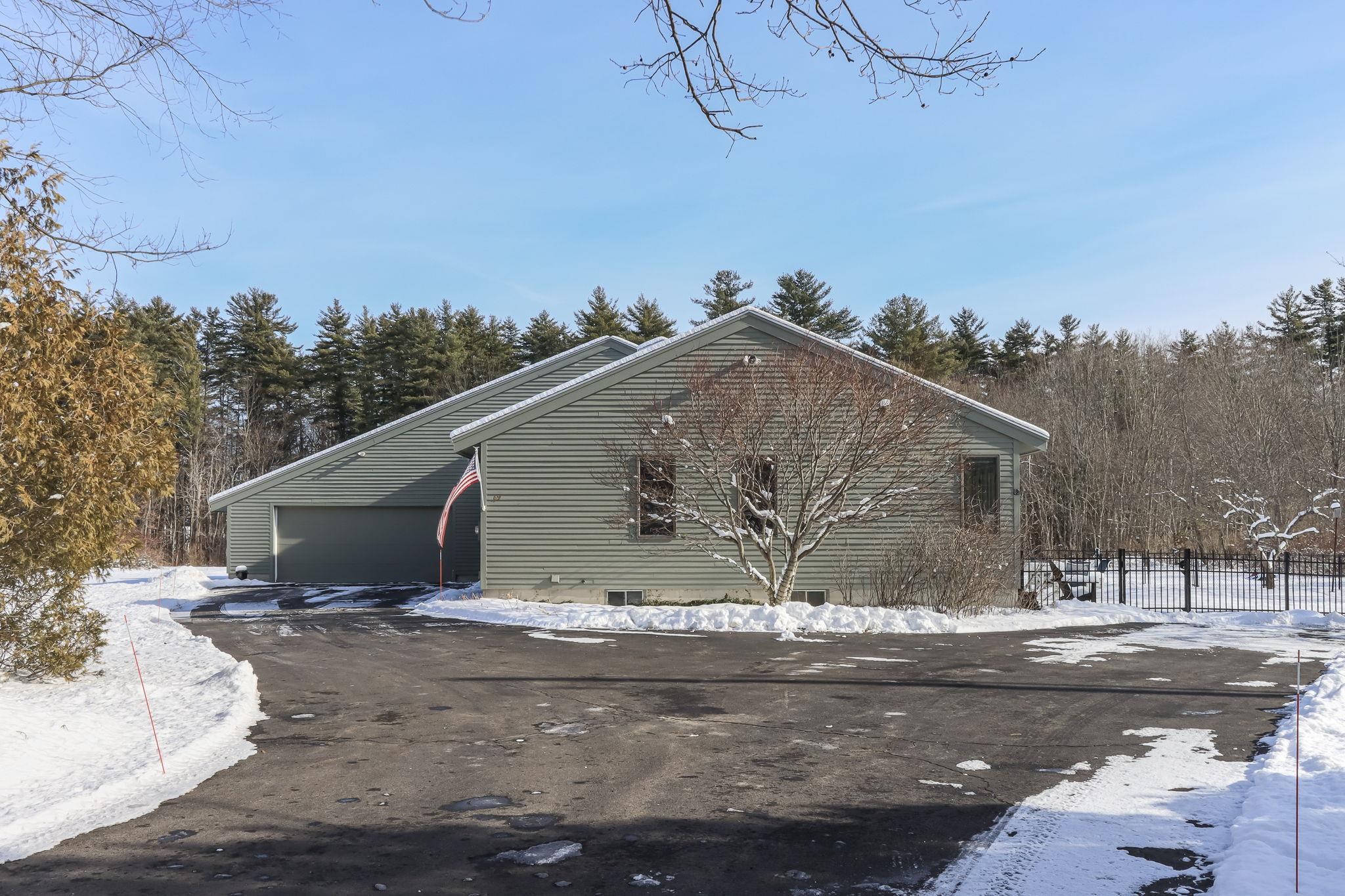 69 Bog Road Goffstown, NH 03045 - Photo 2 of 60