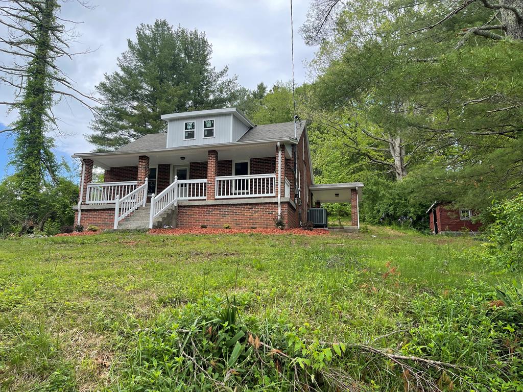 533 Random Road Hillsville, VA 24343 - Photo 1 of 17 Gallery Image 1