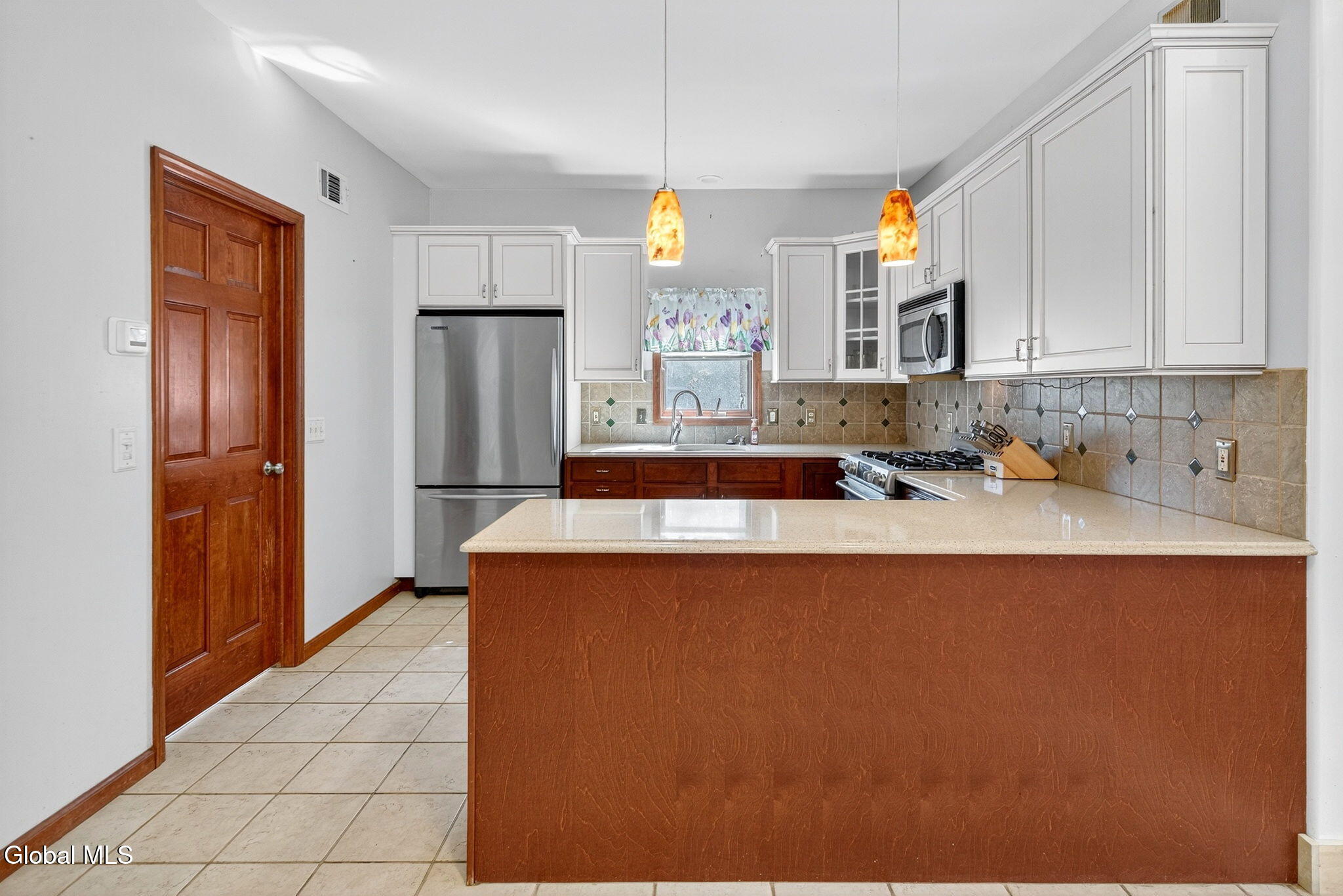 14 Highway 9P Malta, NY 12020 - Photo 7 of 35 Interior 05