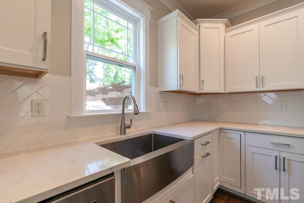 712 South State Street Raleigh, NC 27601 - Photo 8 of 30