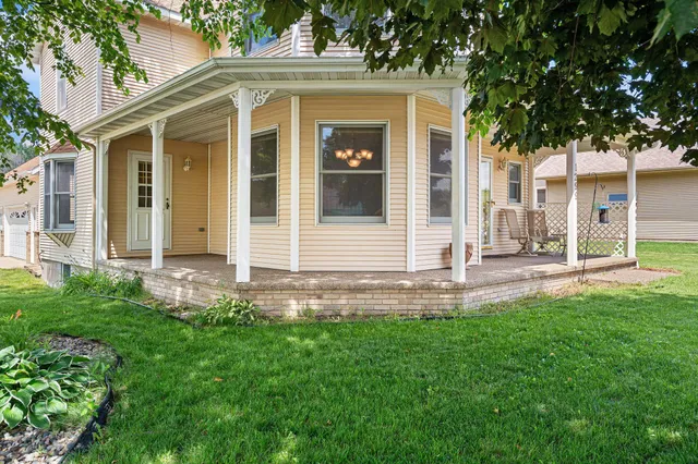 $360,000 | 1299 Bellflower Lane Northeast, Owatonna, MN 55060