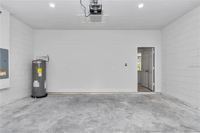 $1,900 | 586 Marion Oaks Trail, Ocala, FL 34473