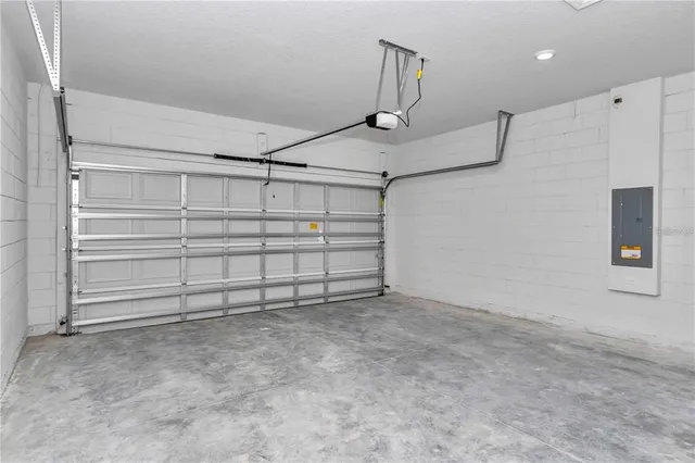 $1,900 | 586 Marion Oaks Trail, Ocala, FL 34473