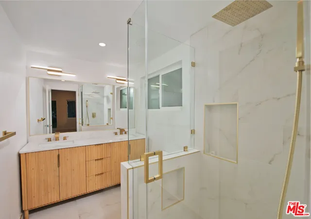 $17,800 | 645 Walther Way, Los Angeles, CA 90049