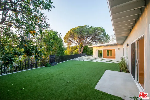 $17,800 | 645 Walther Way, Los Angeles, CA 90049