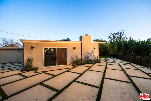 $17,800 | 645 Walther Way, Los Angeles, CA 90049