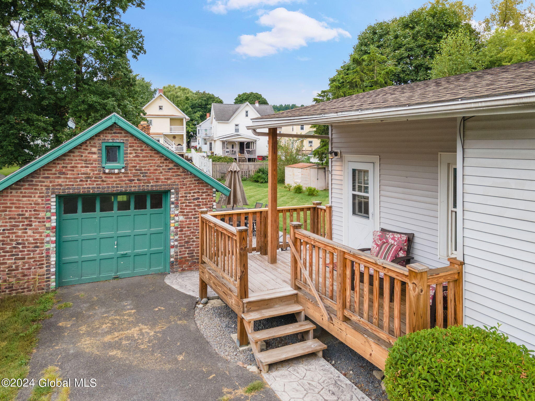 27 Railroad Avenue Ravena, NY 12143 - Photo 31 of 41 33-27RailroadAve_33