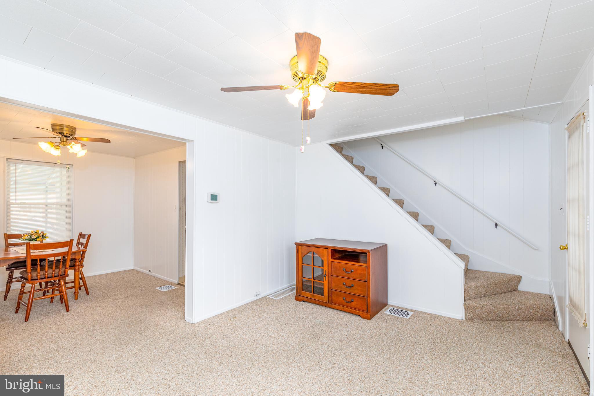 44 Kinship Road Dundalk, MD 21222 - Photo 3 of 24 Gallery Image 3