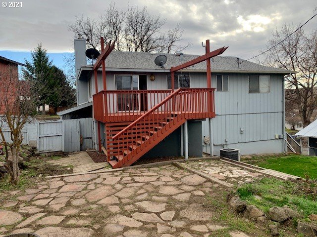3319 Southwest Ladow Avenue Pendleton, OR 97801 - Photo 22 of 28