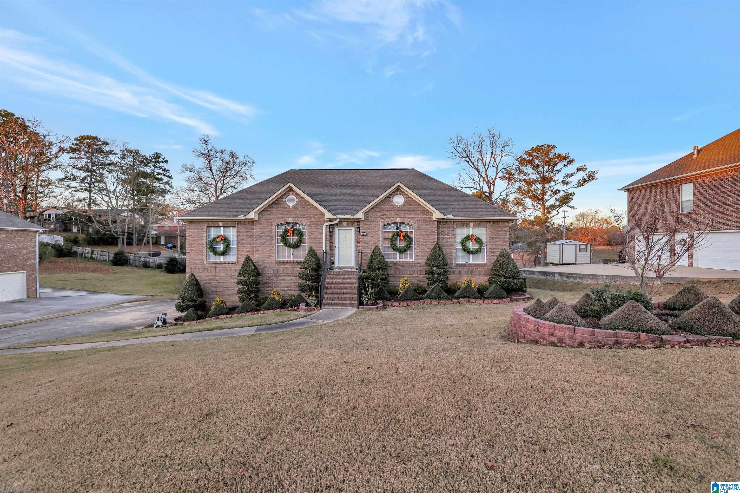 645 Elm Street Southwest Bessemer, AL 35022 - Photo 2 of 39