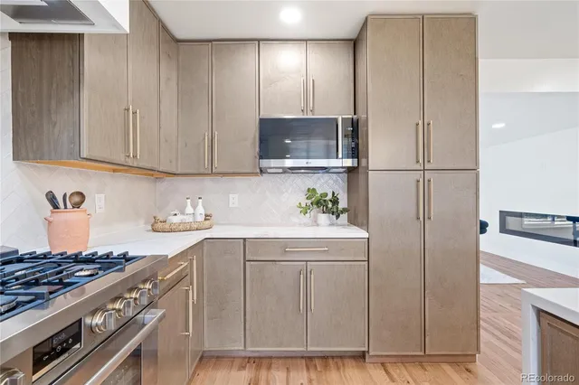 $924,900 | 453 South Oneida Way, Denver, CO 80224