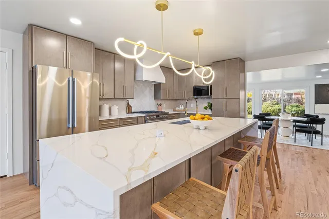 $924,900 | 453 South Oneida Way, Denver, CO 80224