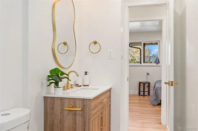 $924,900 | 453 South Oneida Way, Denver, CO 80224