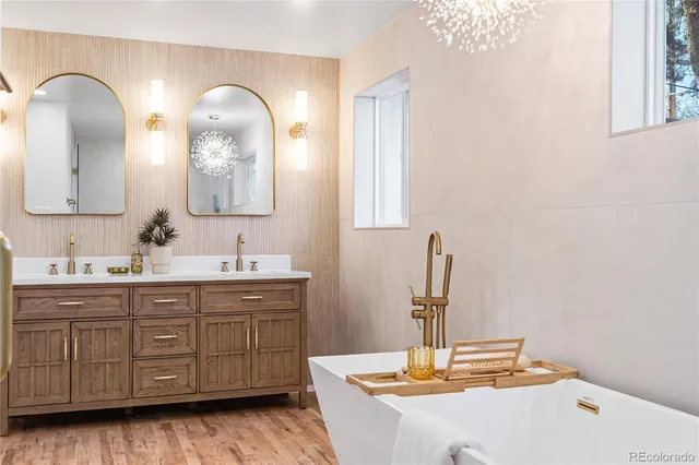 $924,900 | 453 South Oneida Way, Denver, CO 80224