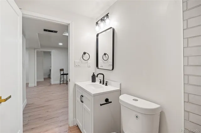 $924,900 | 453 South Oneida Way, Denver, CO 80224