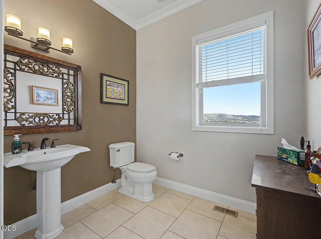2706 Vale Road Klamath Falls, OR 97603 - Photo 19 of 87 Gallery Image 19