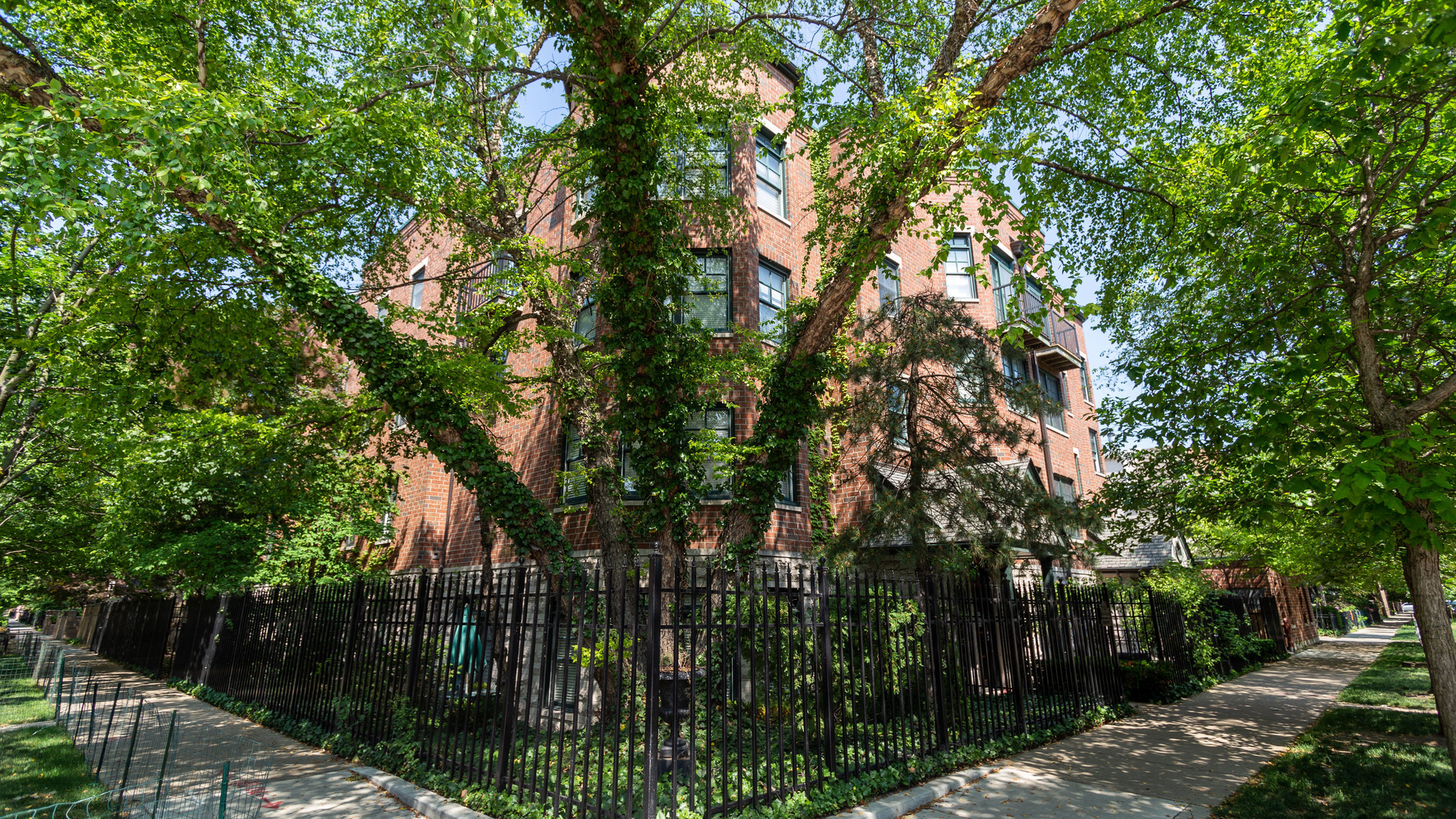 2500 North Seminary Avenue, Unit 2W Chicago, IL 60614 - Photo 1 of 24