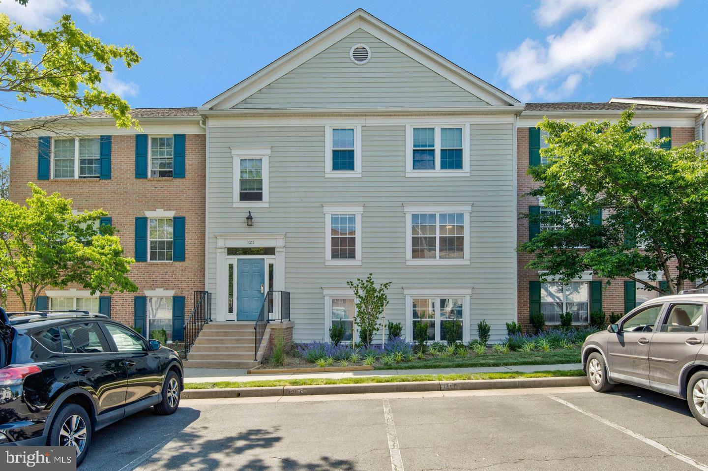 121 Fort Evans Road Southeast, Unit D Leesburg, VA 20175 - Photo 3 of 4