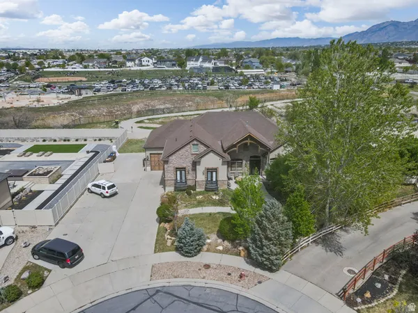 $1,900,000 | 217 East Scenic Peak Cove, Draper, UT 84020