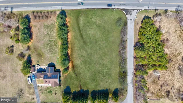 an aerial view of a bathroom