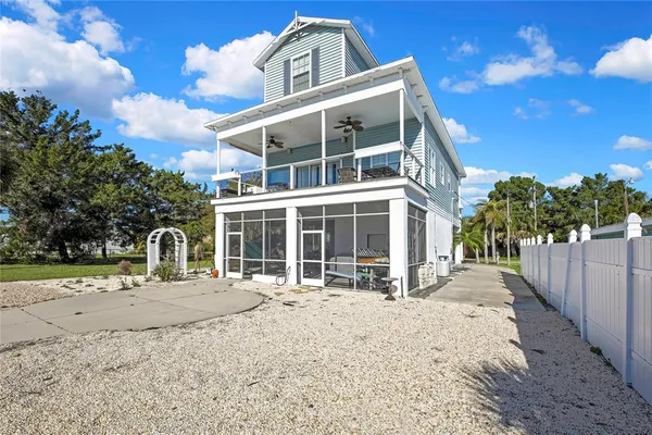 $569,900 | 3436 Minnow Creek Drive, Hernando Beach, FL 34607