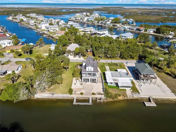 $569,900 | 3436 Minnow Creek Drive, Hernando Beach, FL 34607