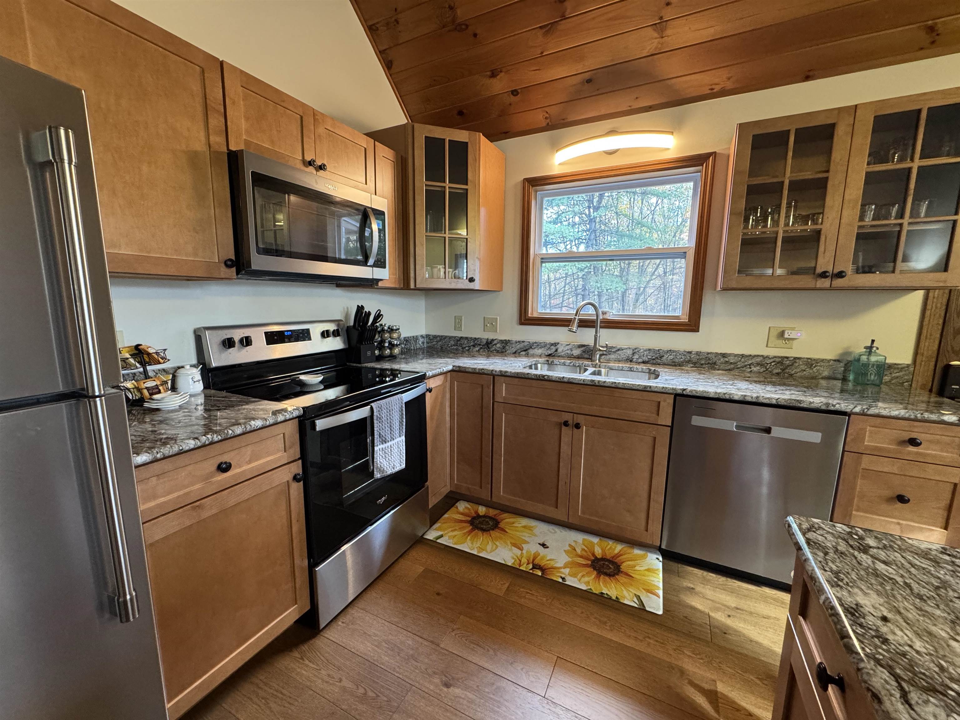 4214 Highway 31 Poultney, VT 05764 - Photo 12 of 24