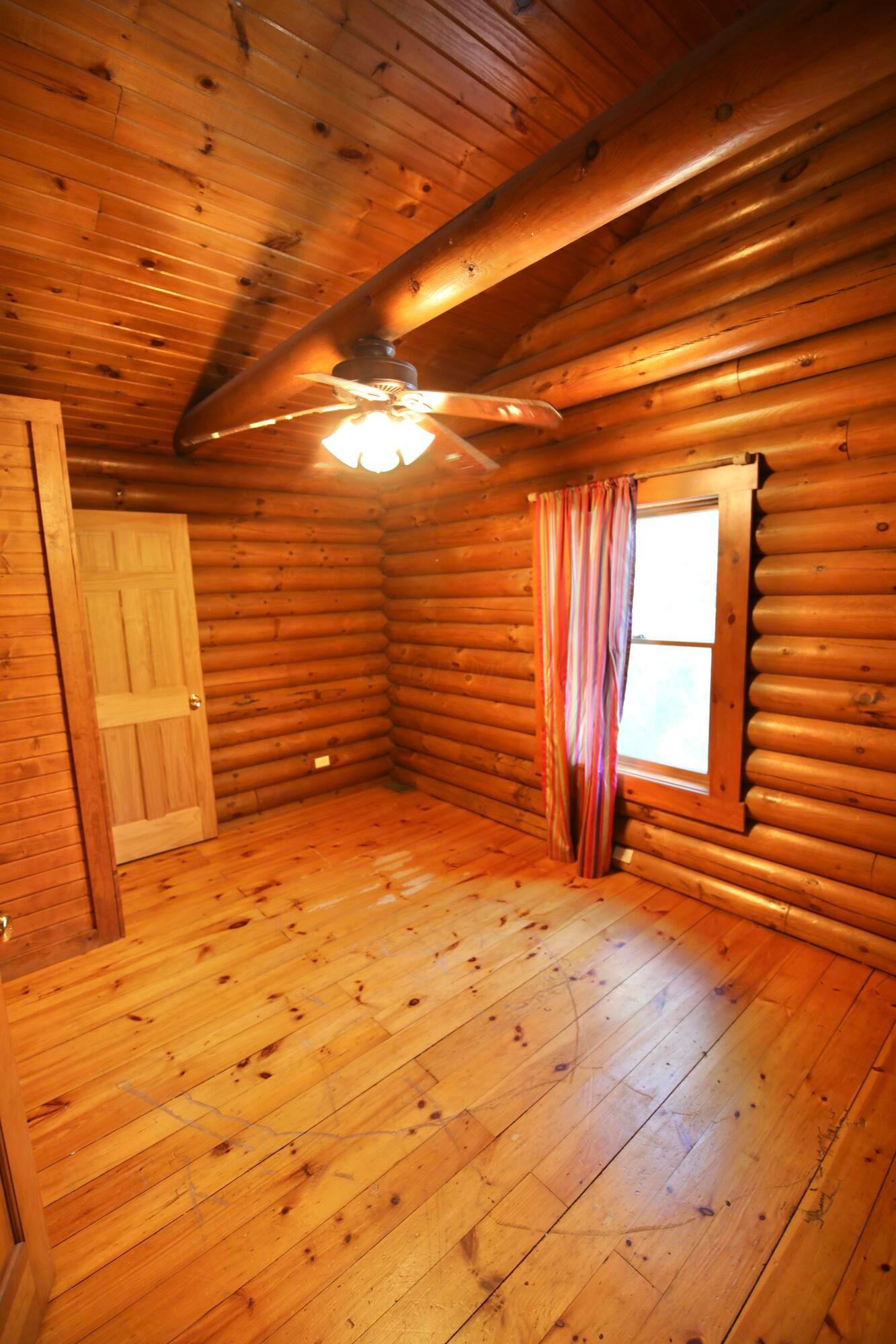 538 Armstrong Road Delaware, OH 43015 - Photo 25 of 109 2nd floor bedroom 3