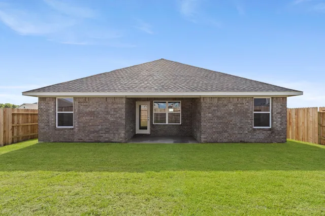 $249,400 | 2119 Emerald Lake Trail, Dayton, TX 77535