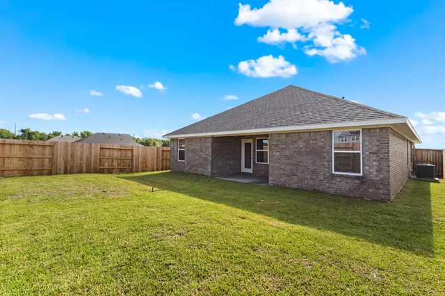 $249,400 | 2119 Emerald Lake Trail, Dayton, TX 77535