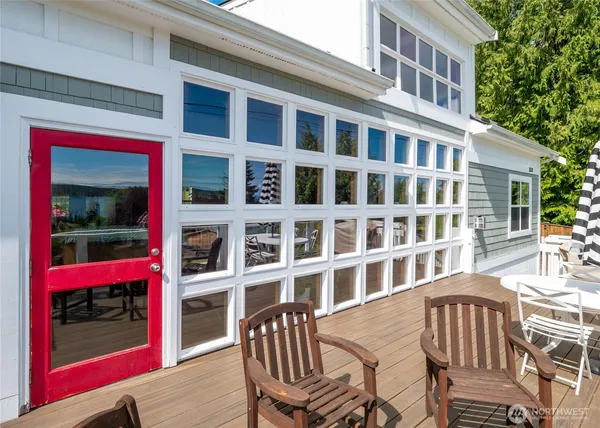 $1,000,000 | 3530 West Sequim Bay Road, Sequim, WA 98382