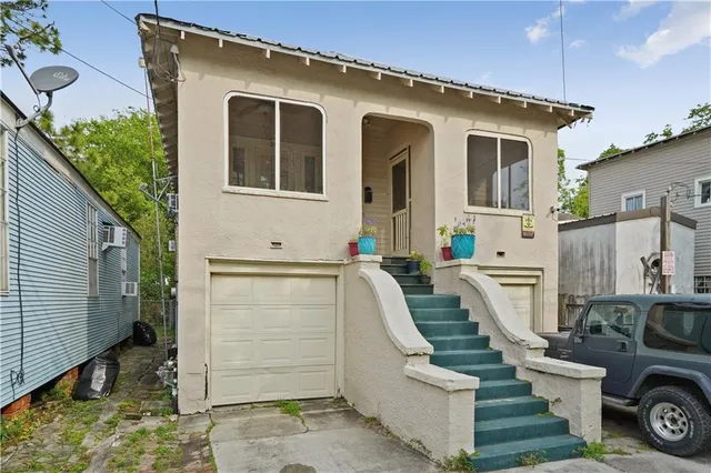 $1,500 | 217 North Bernadotte Street, New Orleans, LA 70119