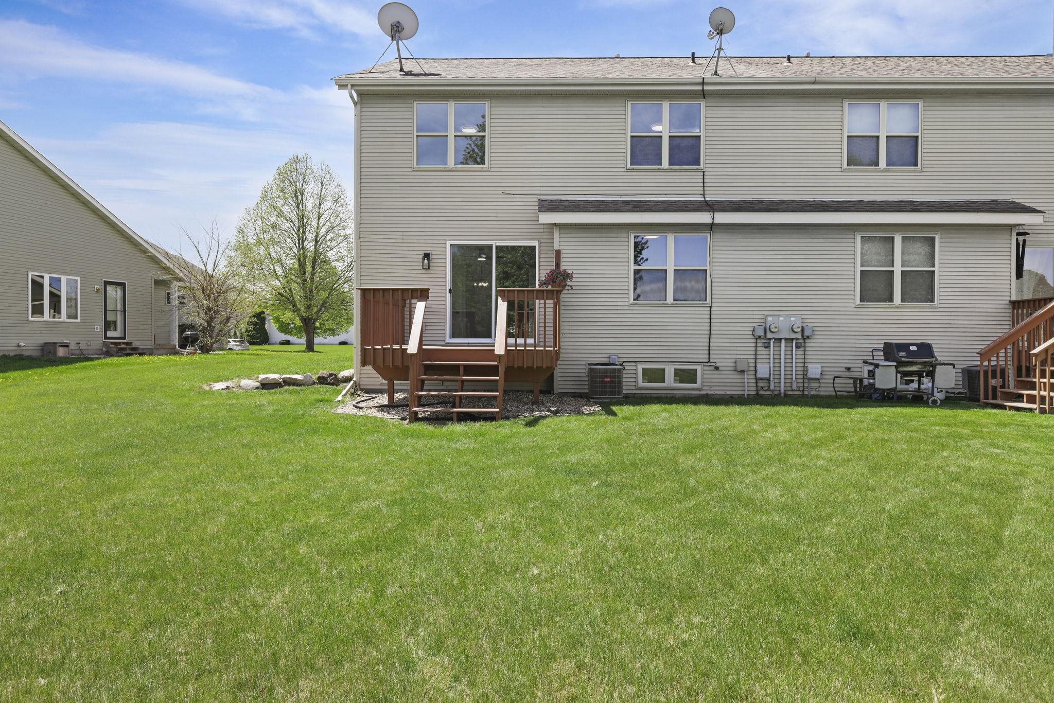 640 Tower Drive Sun Prairie, WI 53590 - Photo 13 of 40