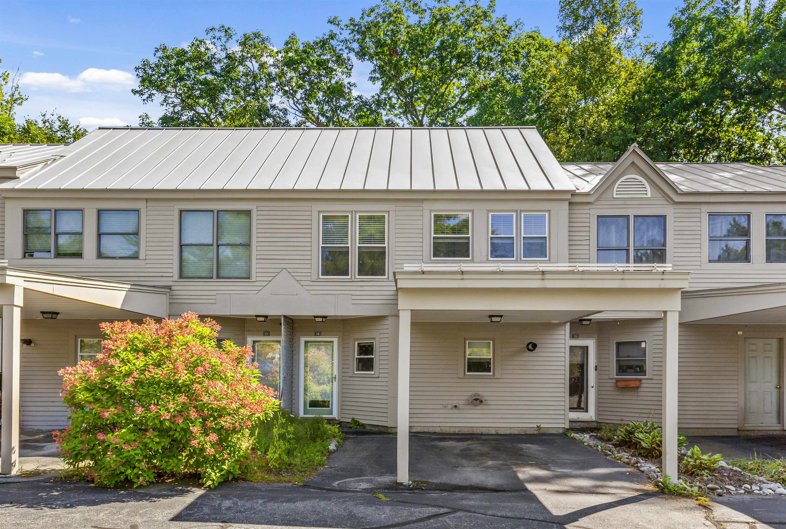 40 Wolf Road, Unit 14 Lebanon, NH 03766 - Photo 1 of 29 Gallery Image 1