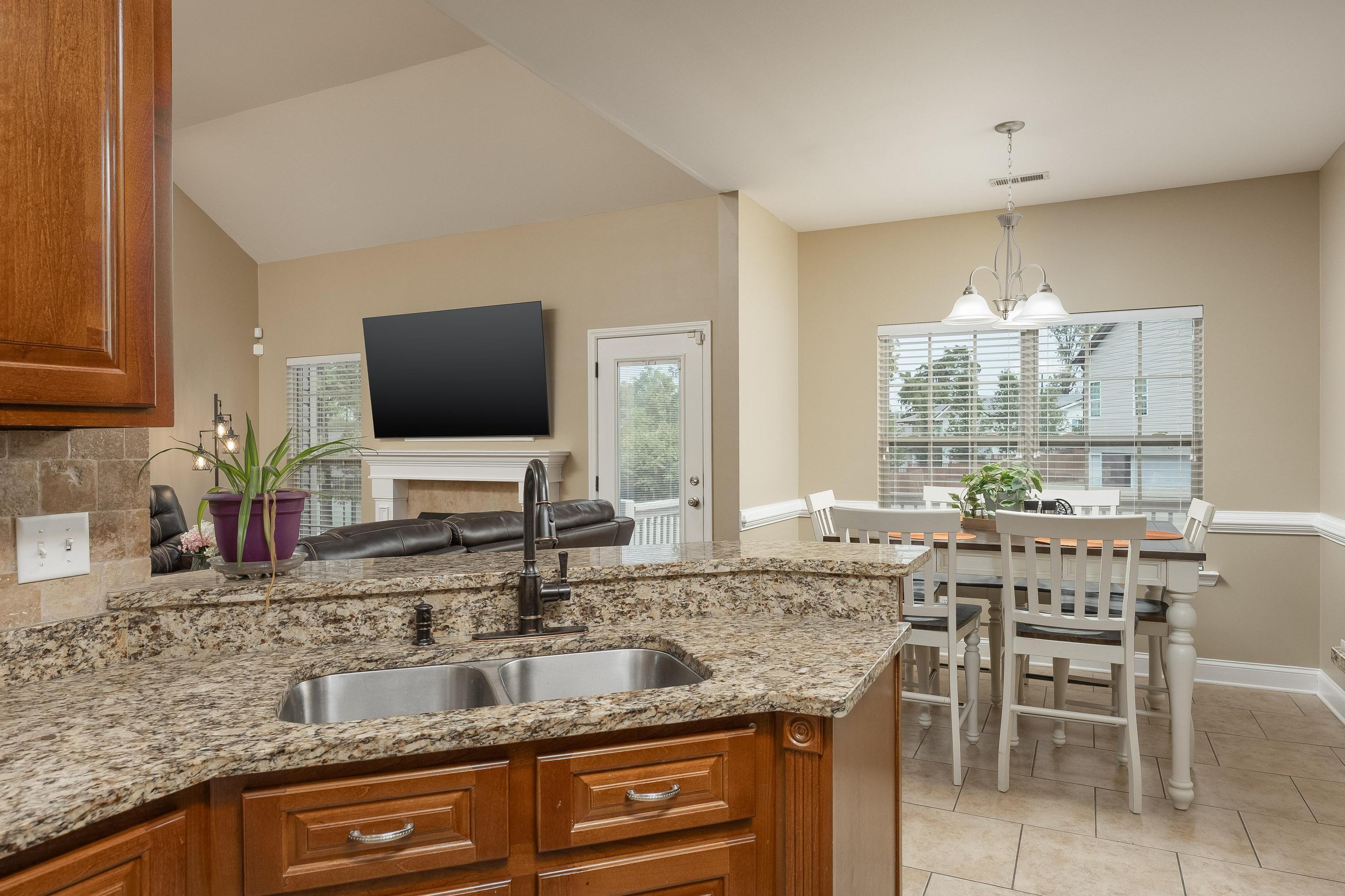 8671 Blanche Road Ooltewah, TN 37363 - Photo 14 of 39 Kitchen