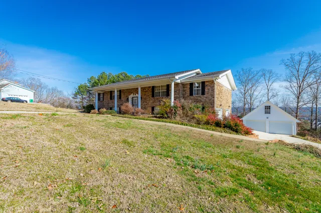 $430,000 | 180 Dailey Hill Circle, Ringgold, GA 30736