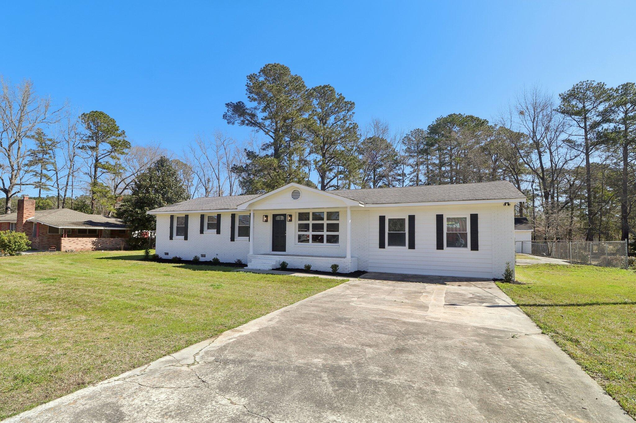 955 Rodney Road Orangeburg, SC 29115 - Photo 2 of 34 3-web-or-mls-Rodney Rd-003