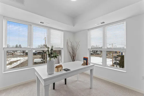 $441,237 | 2350 Harbor Place, Unit 309, Mound, MN 55364