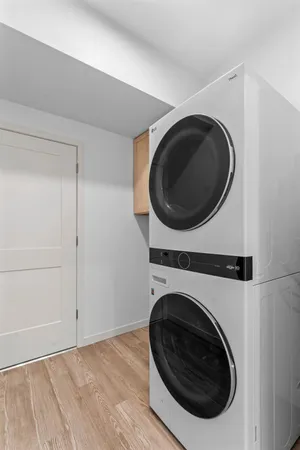 $441,237 | 2350 Harbor Place, Unit 309, Mound, MN 55364