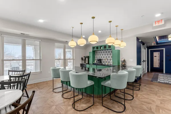 $441,237 | 2350 Harbor Place, Unit 309, Mound, MN 55364