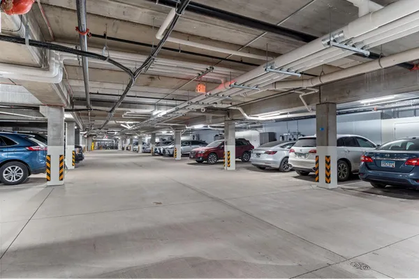 $441,237 | 2350 Harbor Place, Unit 309, Mound, MN 55364