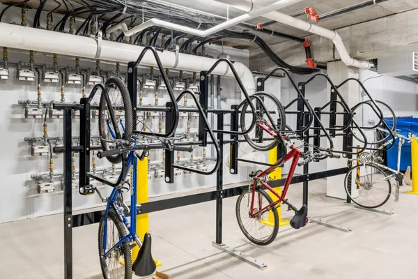 $441,237 | 2350 Harbor Place, Unit 309, Mound, MN 55364