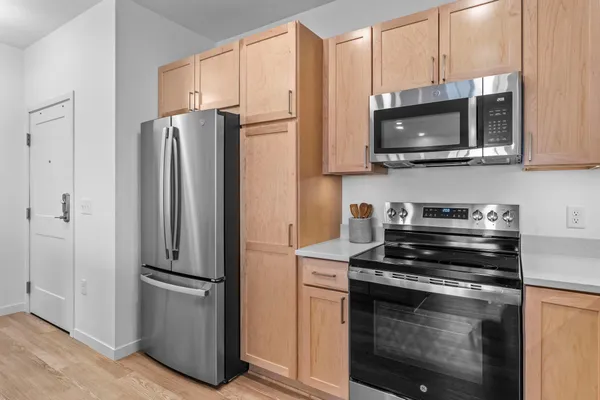 $441,237 | 2350 Harbor Place, Unit 309, Mound, MN 55364