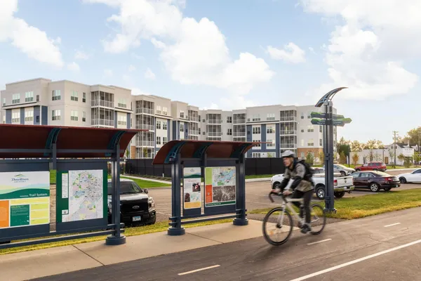 $441,237 | 2350 Harbor Place, Unit 309, Mound, MN 55364