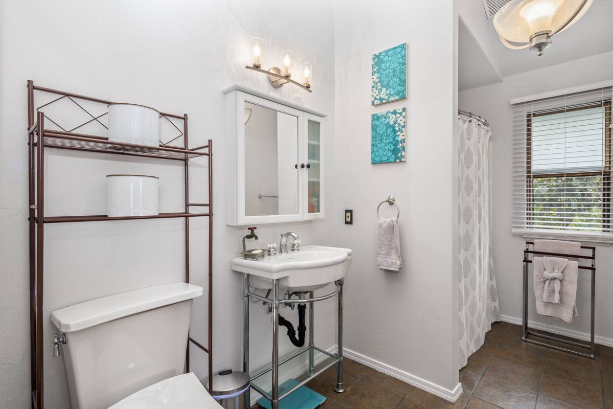 87-3207 Datura Road Captain Cook, HI 96704 - Photo 17 of 24 Gallery Image 17