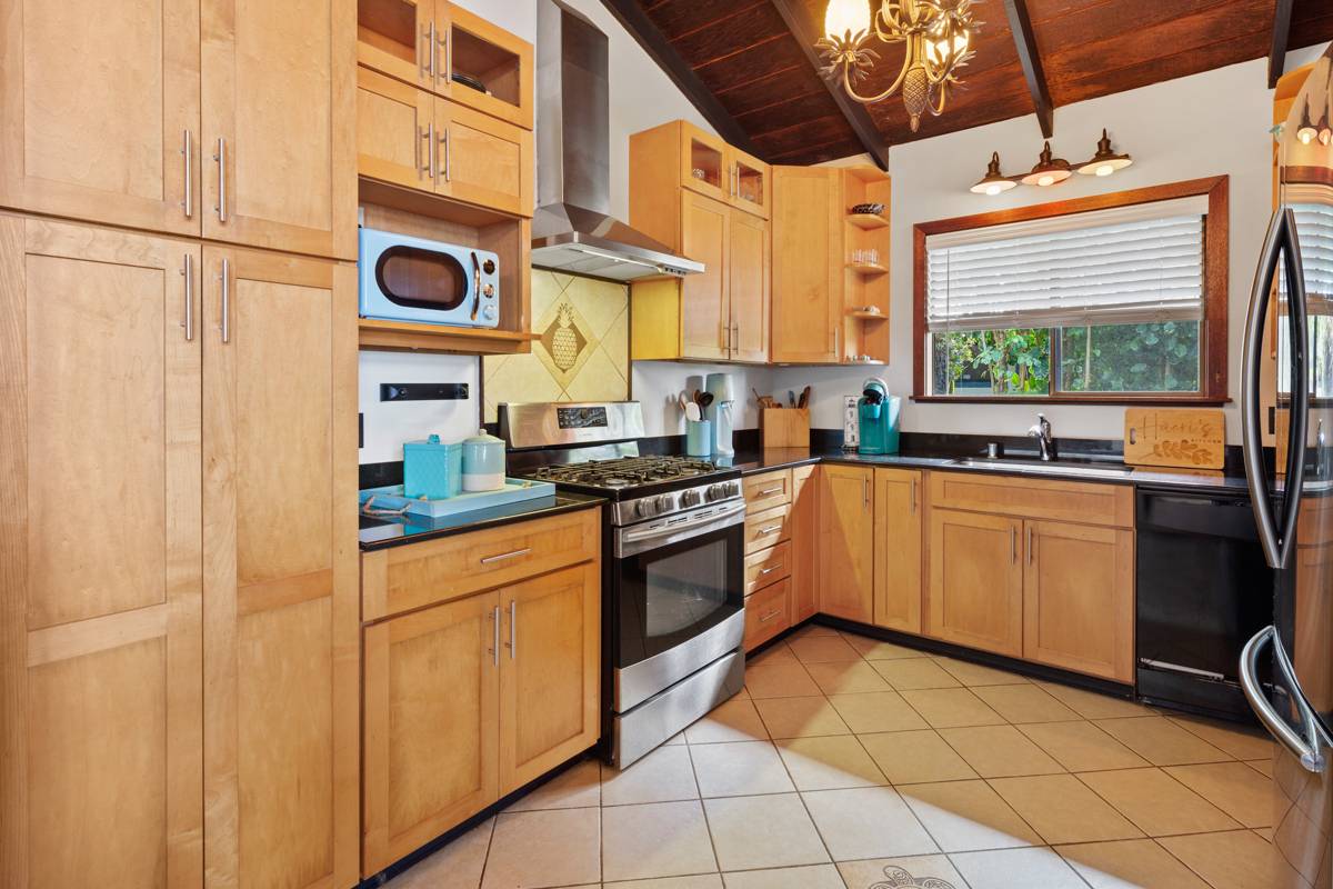 87-3207 Datura Road Captain Cook, HI 96704 - Photo 9 of 24 Gallery Image 9