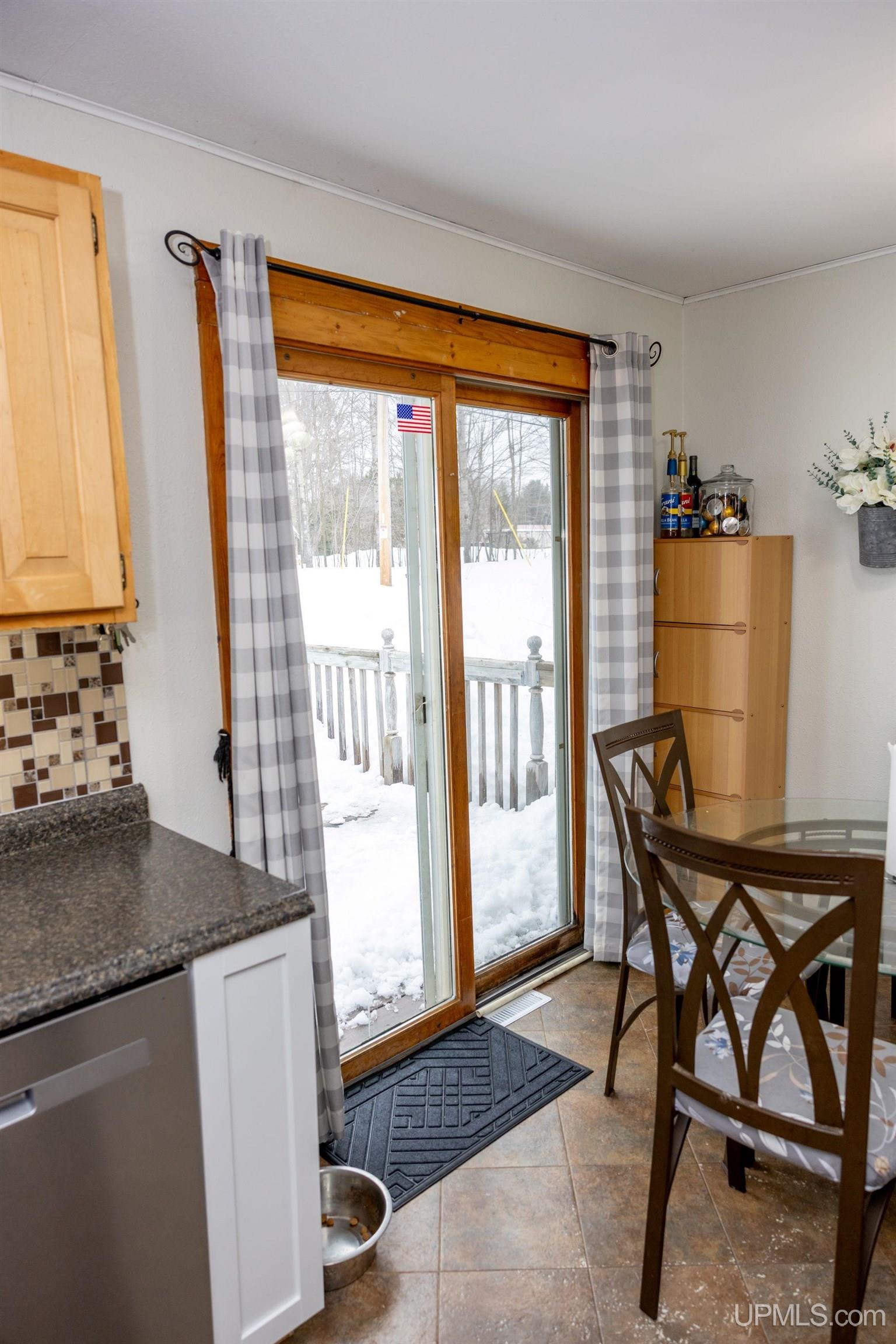 125 Lawrence Avenue Ishpeming, MI 49849 - Photo 13 of 57